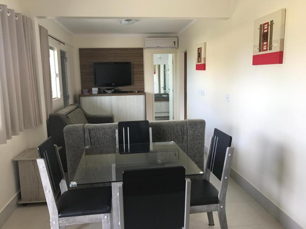 Lacqua Diroma 2 Flats Unidos Com 2 Suites E Banheiro Social Extra Caldas Novas Exterior foto
